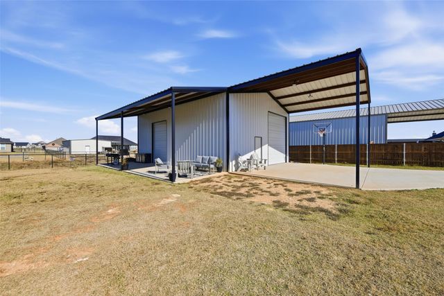 116 Oak Grove Drive, Rhome, TX 76078