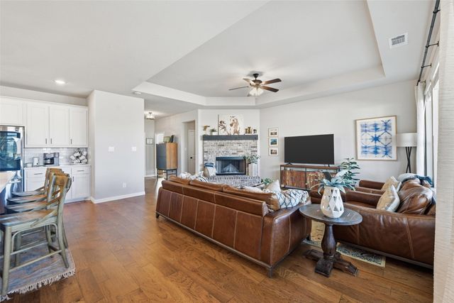 116 Oak Grove Drive, Rhome, TX 76078