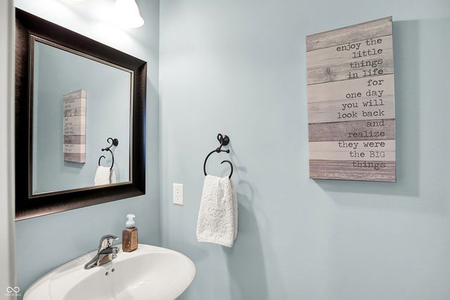 15802 Millwood Drive, Noblesville, IN 46060