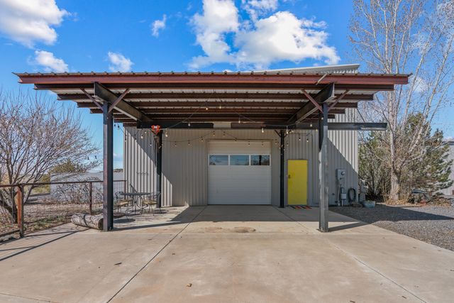 25 Camino Largo, Santa Fe, NM 87507