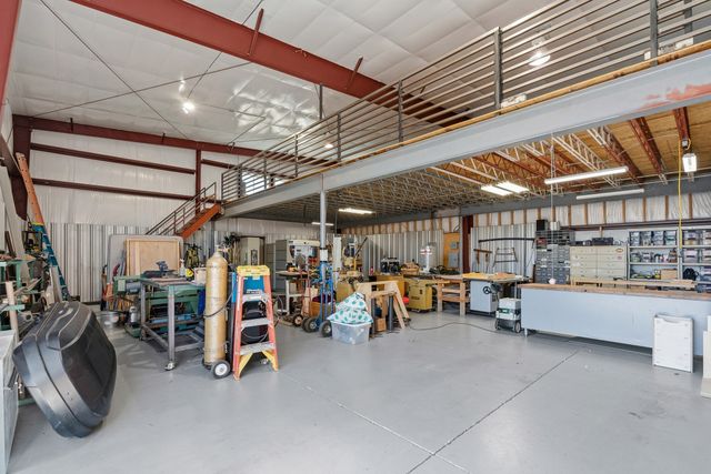 25 Camino Largo, Santa Fe, NM 87507