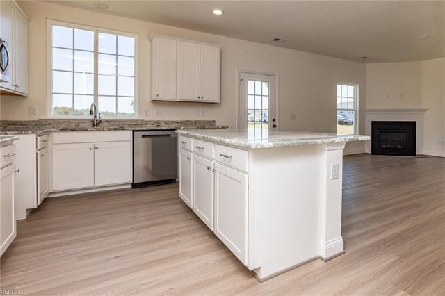 106 Getty RD, Suffolk, VA 23434