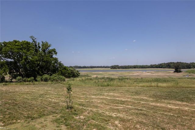 106 Getty RD, Suffolk, VA 23434