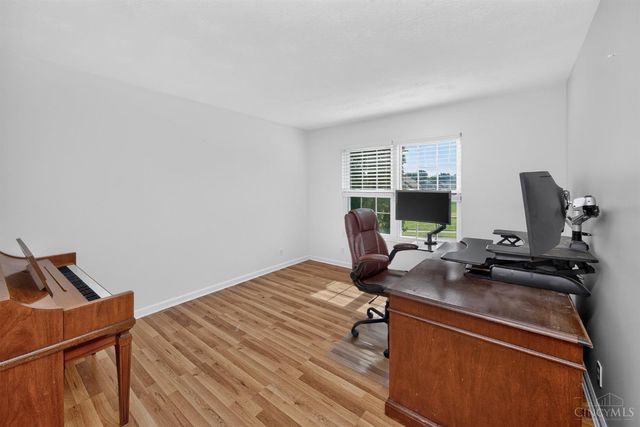 11909 Winston Circle, Forest Park, OH 45240