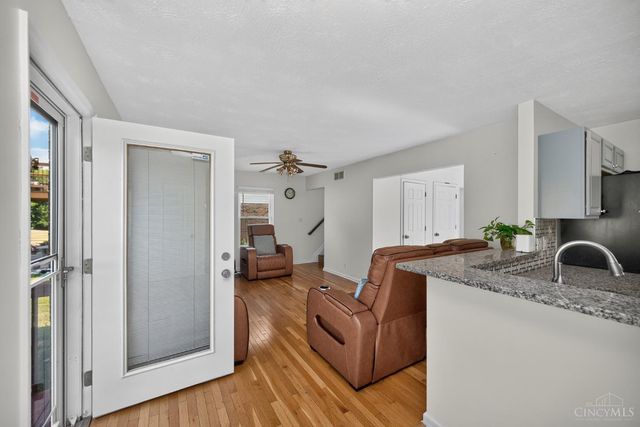 11909 Winston Circle, Forest Park, OH 45240
