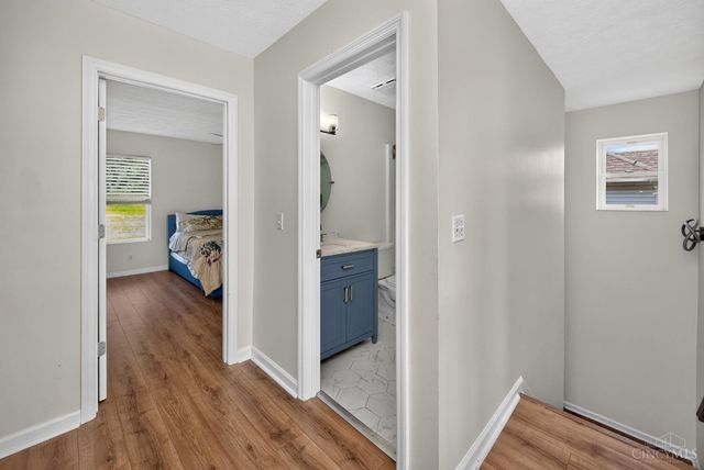 11909 Winston Circle, Forest Park, OH 45240