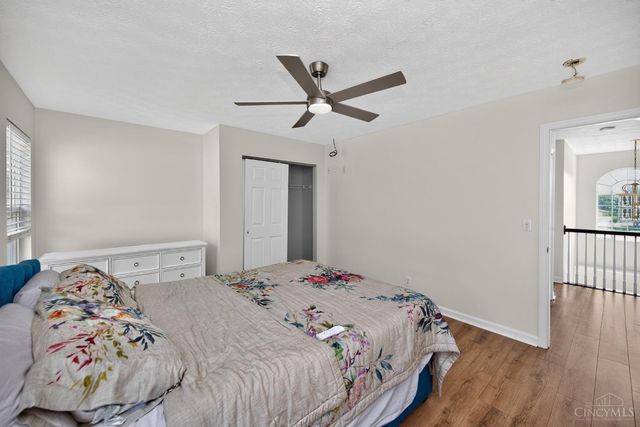 11909 Winston Circle, Forest Park, OH 45240