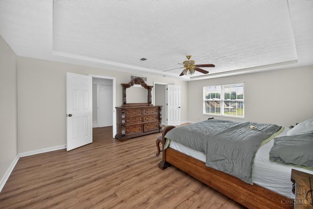 11909 Winston Circle, Forest Park, OH 45240