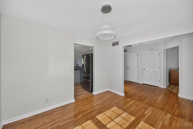 11909 Winston Circle, Forest Park, OH 45240
