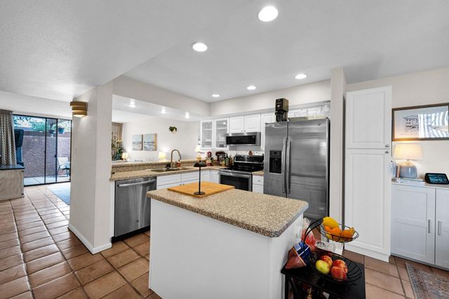 7401 N Scottsdale Road Unit 7, Paradise Valley, AZ 85253