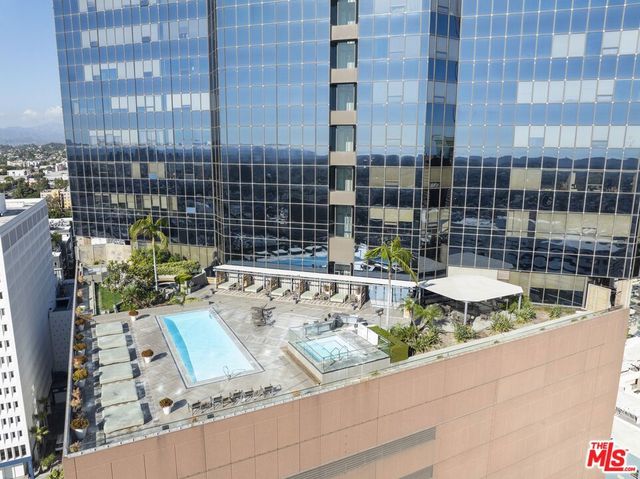 1100 Wilshire Boulevard 3208, Los Angeles, CA 90017