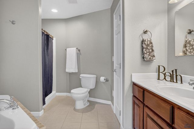 401 KAHLER CT, Rapid City, SD 57701