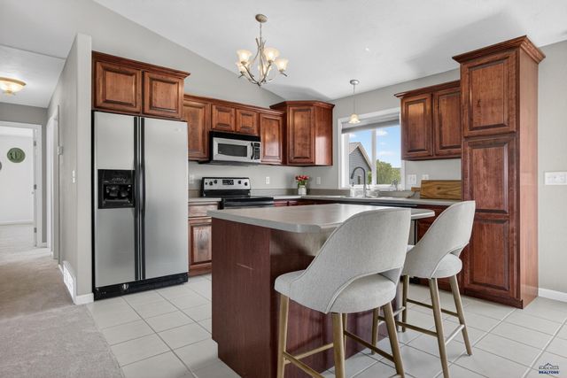 401 KAHLER CT, Rapid City, SD 57701
