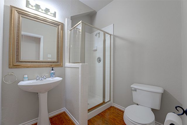 130 W Clubview Court, Murphy, TX 75094