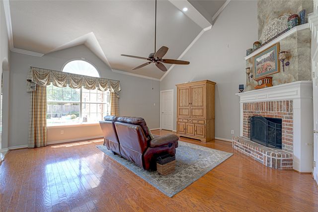 130 W Clubview Court, Murphy, TX 75094