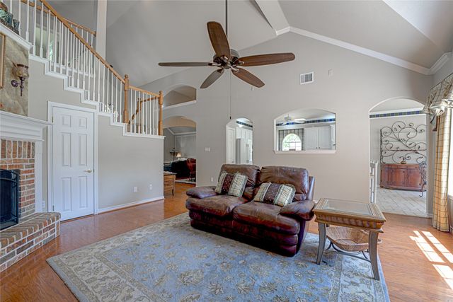 130 W Clubview Court, Murphy, TX 75094