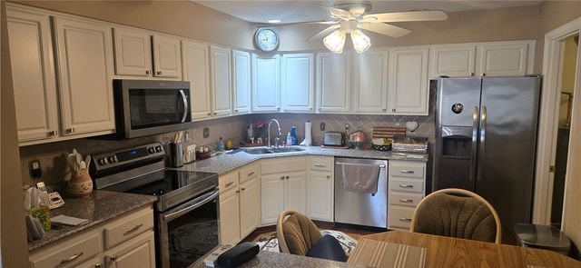 206 Rose Cir, Richland, PA 15044