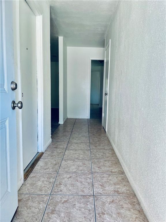 744 Alhambra Dr, Corpus Christi, TX 78418 — photo 2
