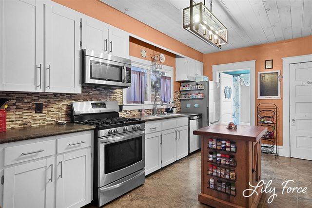 504 Lafayette Street, Ionia, MI 48846