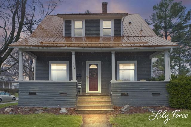 504 Lafayette Street, Ionia, MI 48846