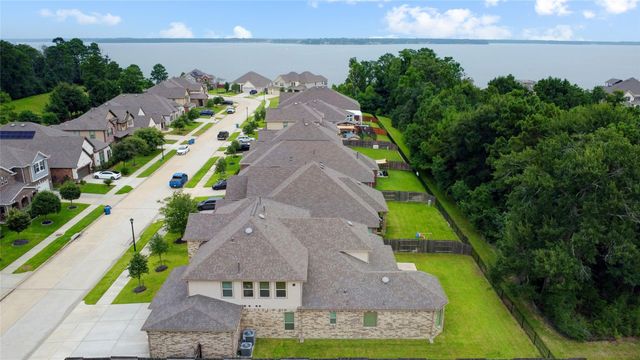 13214 Westmont Heights Lane, Houston, TX 77044