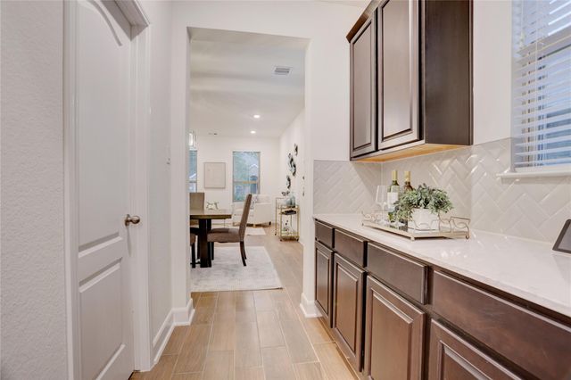 13214 Westmont Heights Lane, Houston, TX 77044