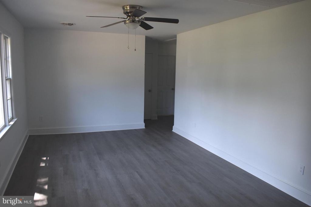 Image 11 of property listing at 111 RICHARDSON DR, Cambridge, MD 21613