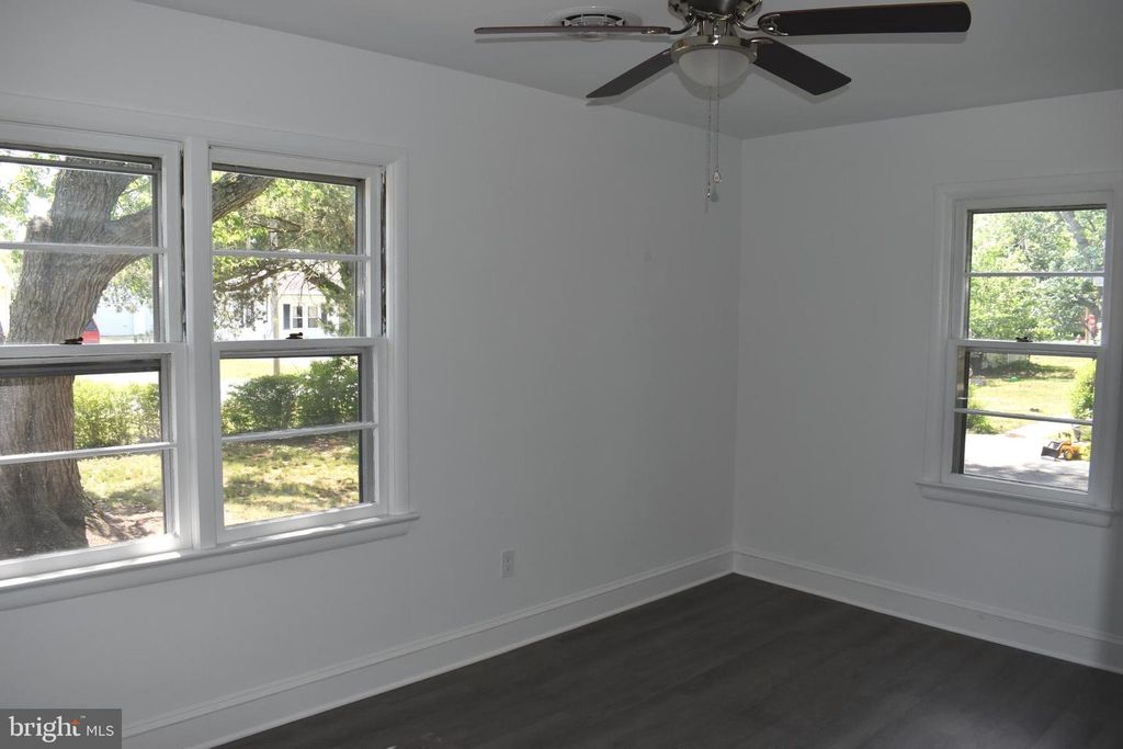 Image 12 of property listing at 111 RICHARDSON DR, Cambridge, MD 21613