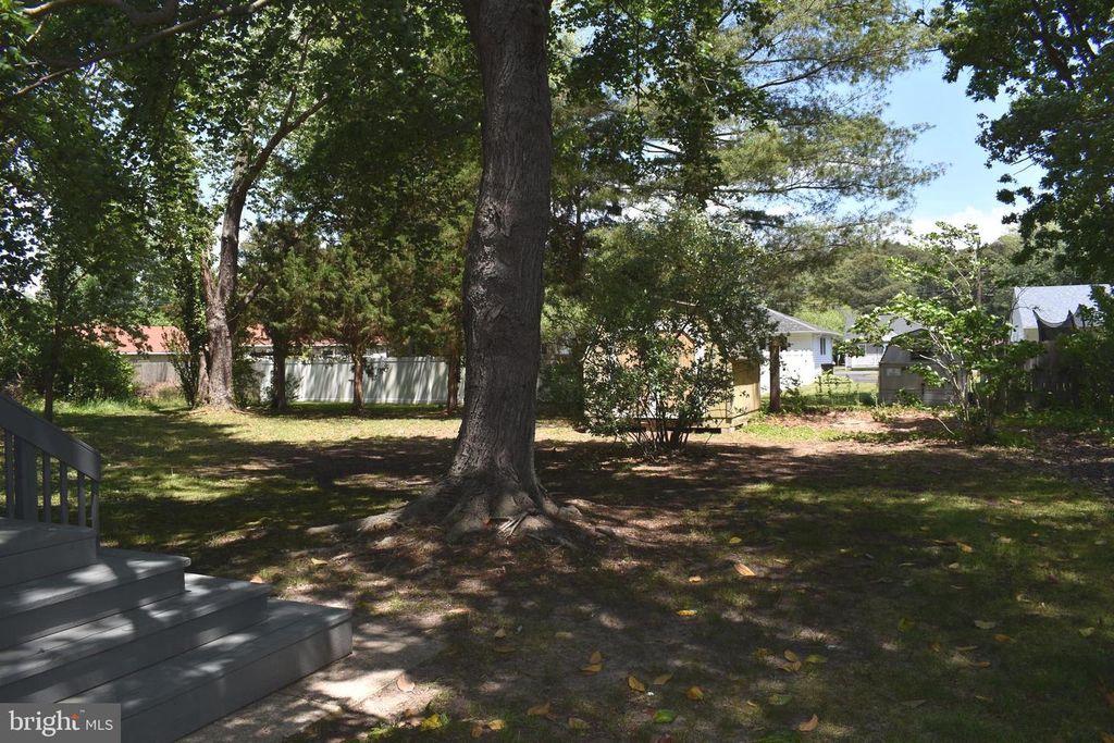 Image 15 of property listing at 111 RICHARDSON DR, Cambridge, MD 21613