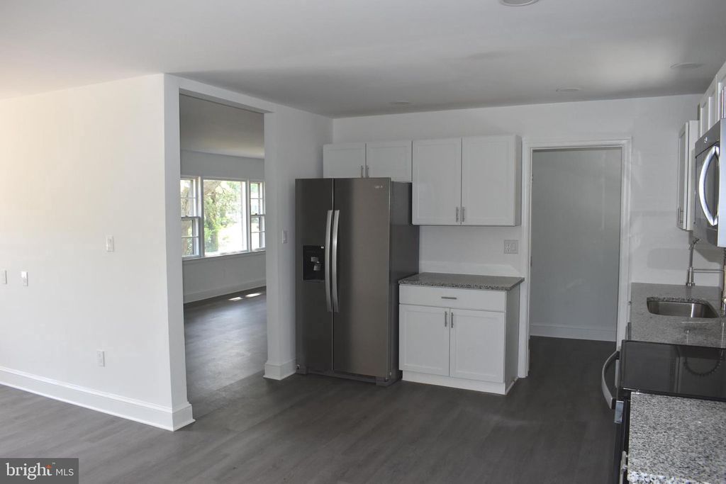 Image 8 of property listing at 111 RICHARDSON DR, Cambridge, MD 21613