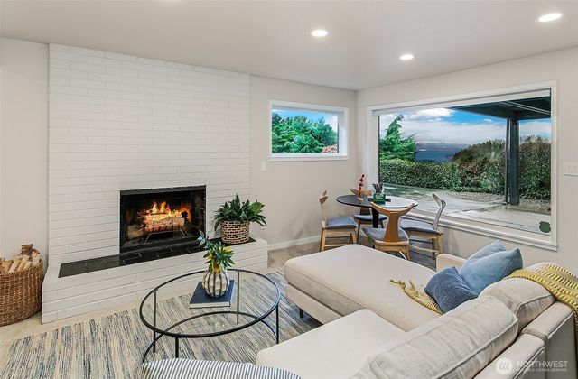 1832 Shoreview Lane SW, Burien, WA 98146