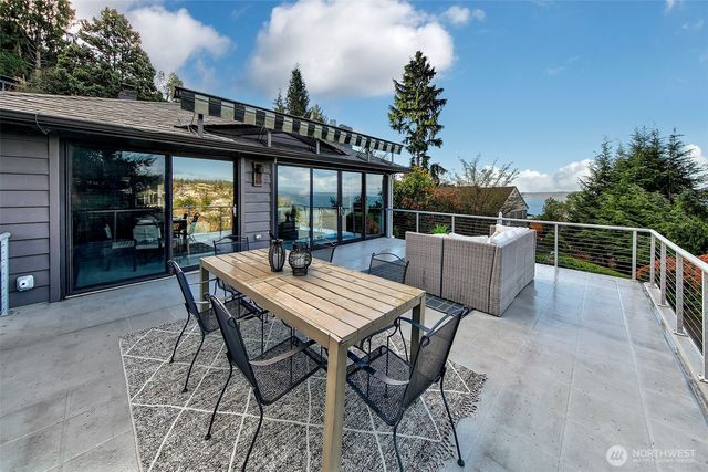 1832 Shoreview Lane SW, Burien, WA 98146