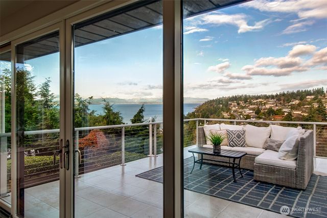 1832 Shoreview Lane SW, Burien, WA 98146