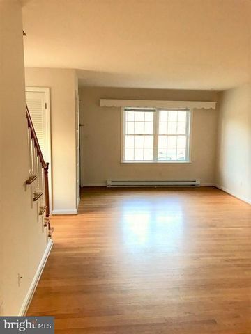 1214 WILLIAM ST, Fredericksburg, VA 22401