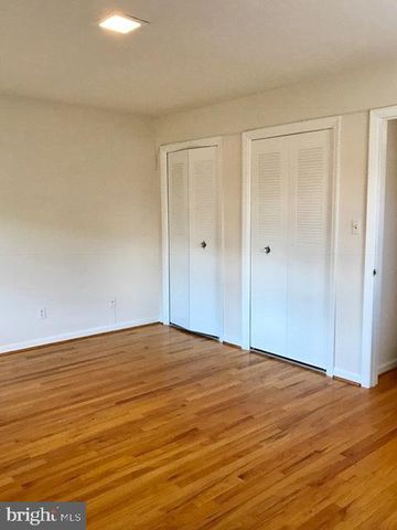 1214 WILLIAM ST, Fredericksburg, VA 22401