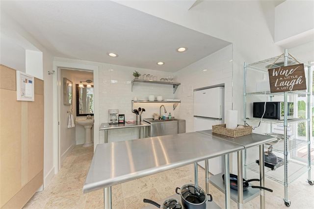 116 HAMMOCK ROAD, Anna Maria, FL 34216