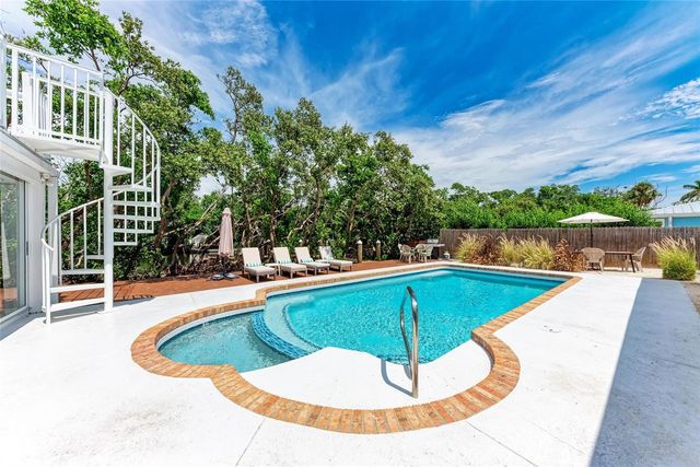 116 HAMMOCK ROAD, Anna Maria, FL 34216