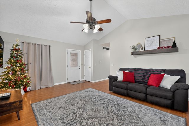 341 Harvest Way, Crittenden, KY 41030