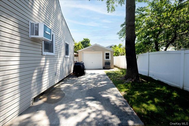 32 Yost Boulevard, Oceanside, NY 11572