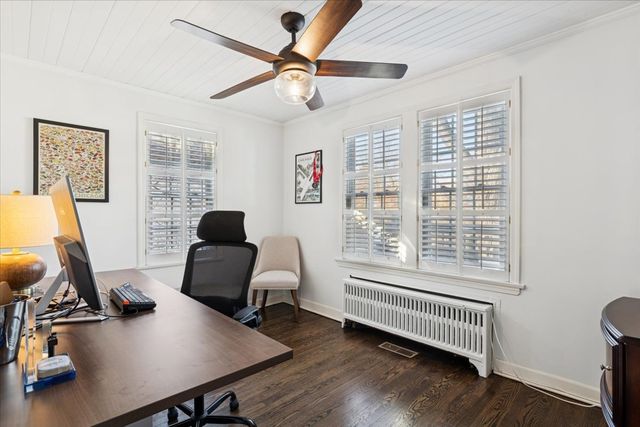 6770 N Keota Avenue, Chicago, IL 60646