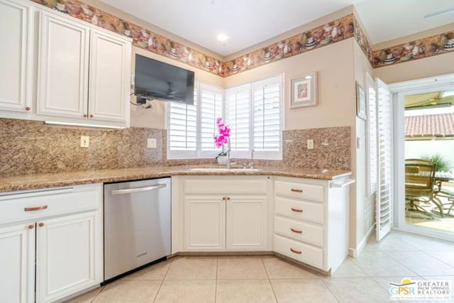 77553 Carinda Court, Palm Desert, CA 92211