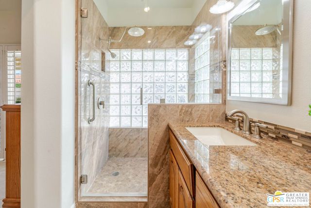 77553 Carinda Court, Palm Desert, CA 92211