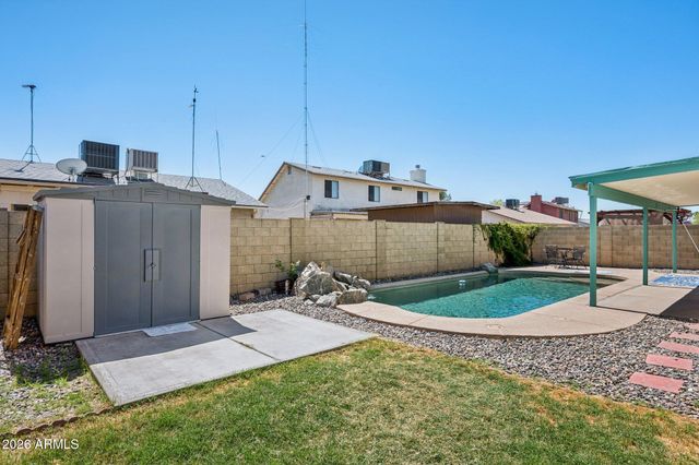 8039 W GEORGIA Avenue, Glendale, AZ 85303