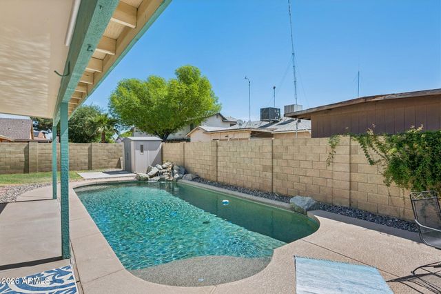 8039 W GEORGIA Avenue, Glendale, AZ 85303