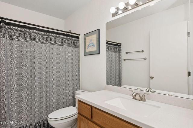 8039 W GEORGIA Avenue, Glendale, AZ 85303