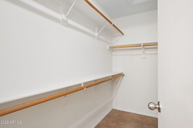 8039 W GEORGIA Avenue, Glendale, AZ 85303