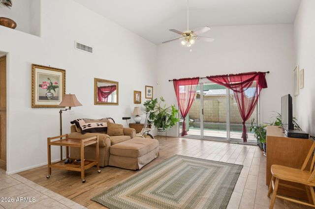 8039 W GEORGIA Avenue, Glendale, AZ 85303