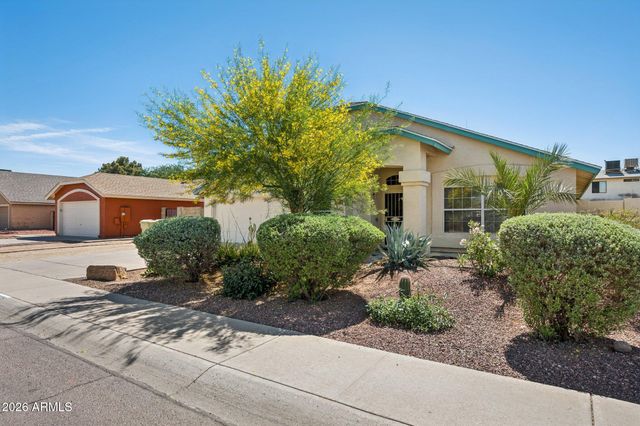 8039 W GEORGIA Avenue, Glendale, AZ 85303