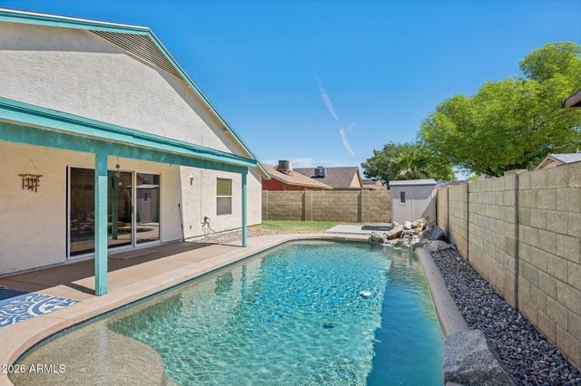 8039 W GEORGIA Avenue, Glendale, AZ 85303