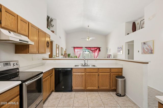 8039 W GEORGIA Avenue, Glendale, AZ 85303